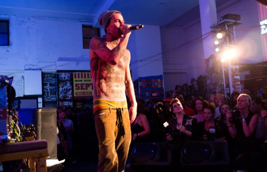 Slaughterhouse и Yelawolf live at Shady Records Brisk Bodega 2011 17 сентября