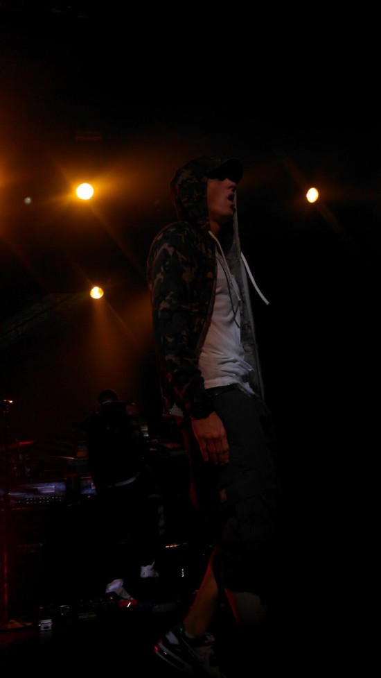 Eminem live at Shock The World 2013