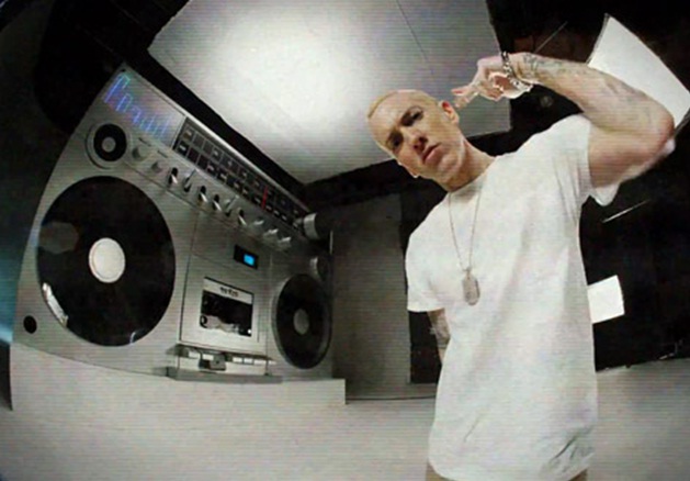 Eminem - MMLP2 Berzerk