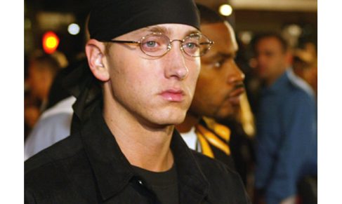 2002 eminem-musicians-gal-431