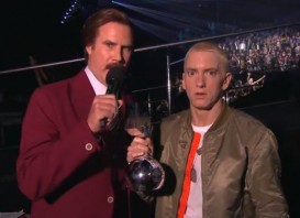 Eminem выступил на MTV EMA 2013 Rap God Berzerk