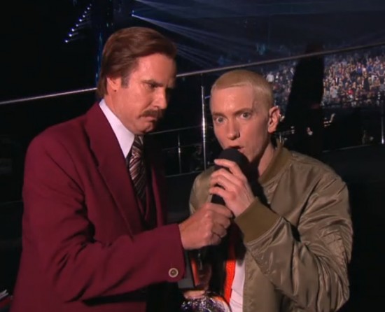 Eminem выступил на MTV EMA 2013 Rap God Berzerk