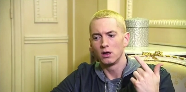 2013.11.13 - Eminem в отеле Le Meurice Париж