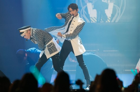 SHINee perform during the 2013 YouTube Music Awards, November 3, 2013 in Seoul, South Korea