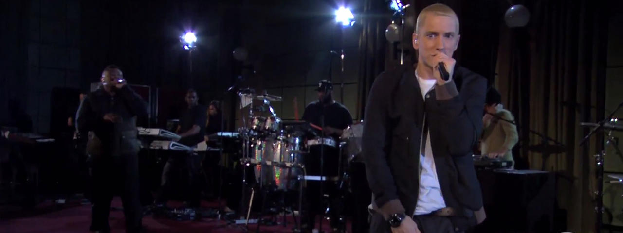 2013.11.30 - Eminem - Survival in session for Radio 1