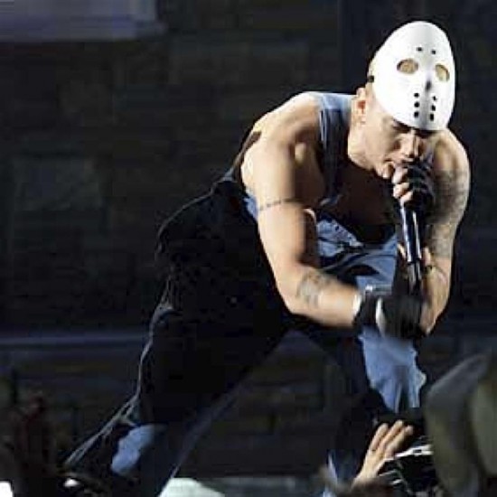 Eminem, BRITS 2001 3