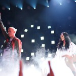 2014.04.14 — 11 — Eminem and Rihanna perform The Monster on stage during the 2014 MTV Movie Awards in Los Angeles