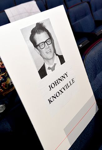 483795349-johnny-knozville-seat-card