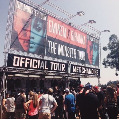 Eminem Rihanna The Monster Rose Bowl Мерчендайз