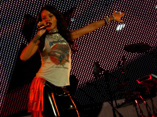 Eminem и Rihanna - The Monster Tour (Pasadena, Rose-Bowl) 08.08.2014