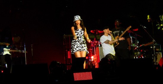 Eminem и Rihanna - The Monster Tour (Pasadena, Rose-Bowl) 08.08.2014