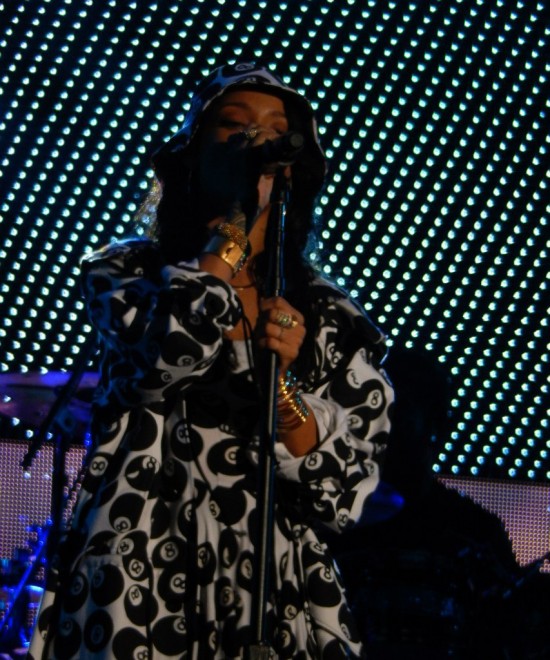 Eminem и Rihanna - The Monster Tour (Pasadena, Rose-Bowl) 08.08.2014