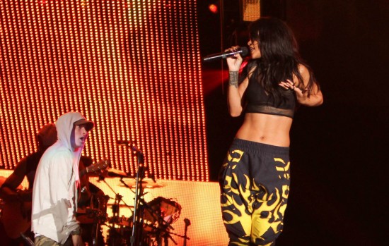 Eminem and Rihanna at The Monster Tour (Rose Bowl 7 aug 2014) 01