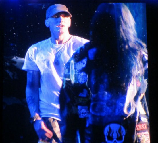 Eminem и Rihanna на The Monster Tour (Rose Bowl 7 августа 2014)