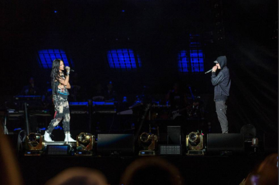 Eminem и Rihanna - The Monster Tour (MetLife Stadium 16 августа 2014)