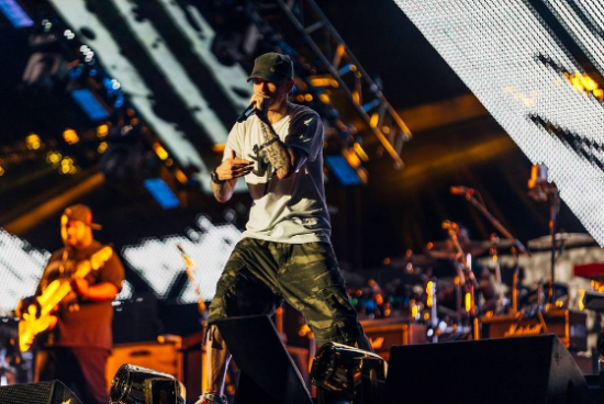 Eminem и Rihanna - The Monster Tour (MetLife Stadium 16 августа 2014)