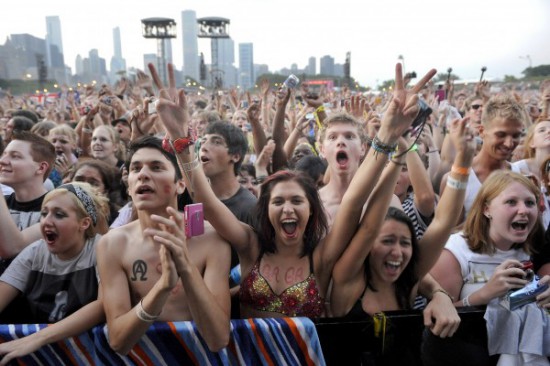 Lollapalooza fans 2011 Eminem