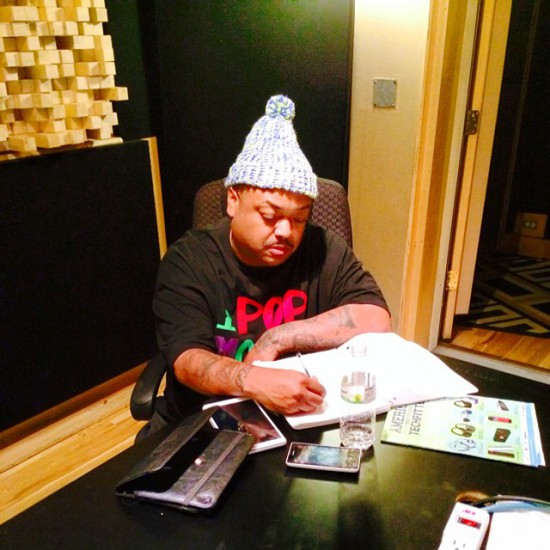 2014.09.25 - Bizarre SHADYXV Writing my verse for the new Shady Compilation - Y'all ready