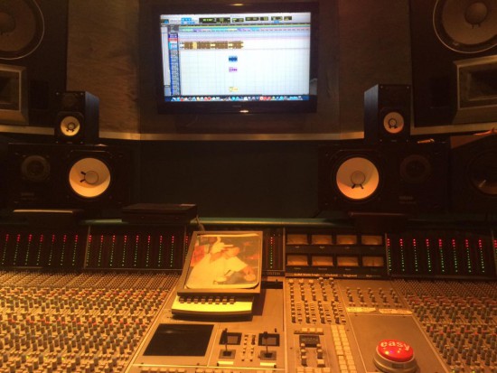 2015.09.28 - DJ Whoo Kid Eminem Studio Detroit
