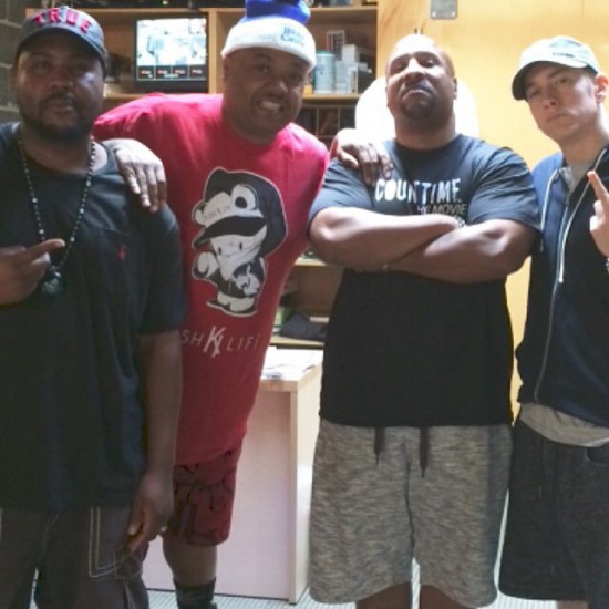 D12