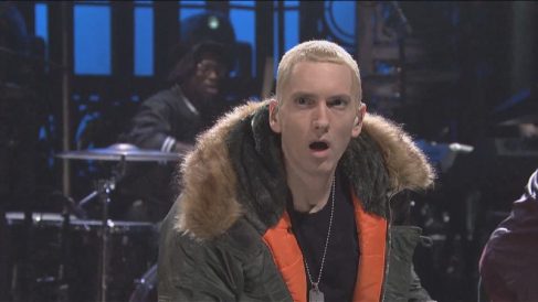 Eminem__Berzerk__Survival_Live_on_SNL_2013[1]