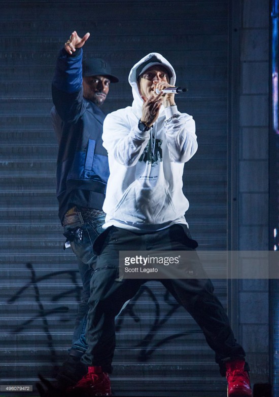 2015.11.06 - Eminem Big Sean Royce at Joe Louis Areba