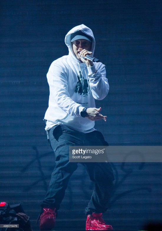 2015.11.06 - Eminem Big Sean Royce at Joe Louis Areba