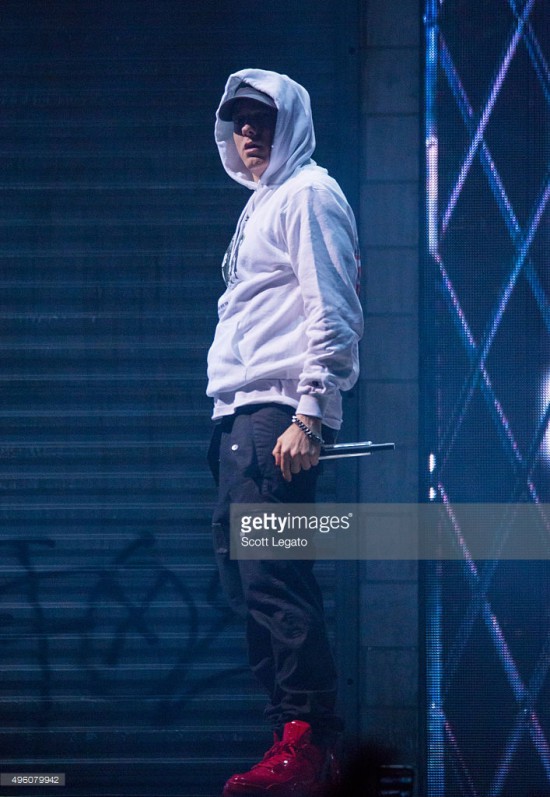 2015.11.06 - Eminem Big Sean Royce at Joe Louis Areba