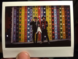 Гитара Epiphone Flying V Yelawolf Bones Owens и DJ Klever