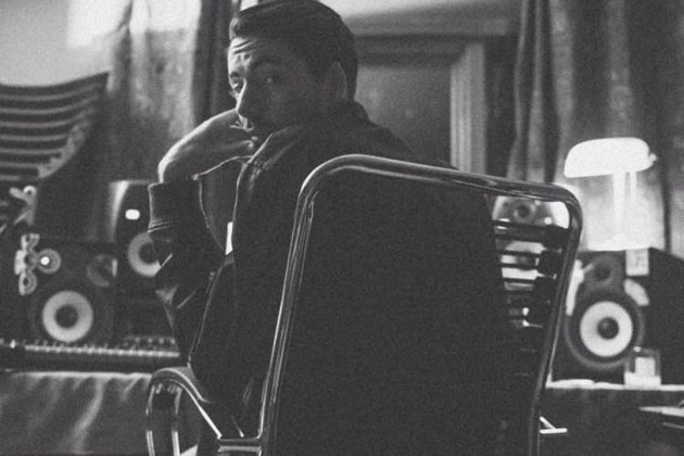 Продюсер Майкл Кинэн сообщил, что Eminem связался с ним чтобы поработать над новой песней