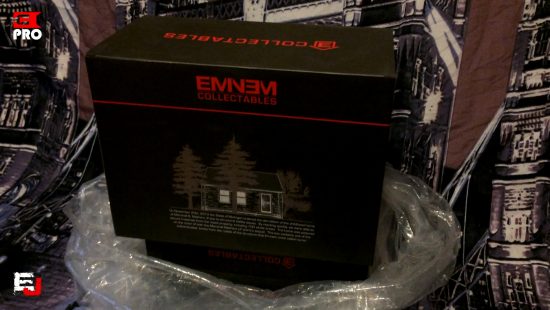 Eminem: Authentic Brick Распаковка коллекционный кирпич с руин дома