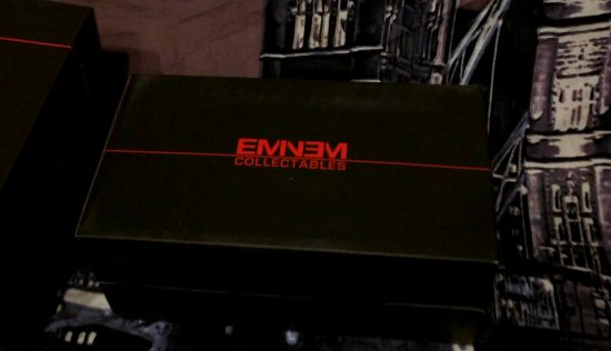 Eminem: Authentic Brick Распаковка коллекционный кирпич с руин дома