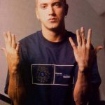 Мужчина мечты: Eminem в своем самом вредном, угрюмом и сексуальном амплуа