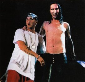 Eminem и Мэрилин Мэнсон 16 лет назад: Первое выступление Эминема на фестивалях Reading & Leeds