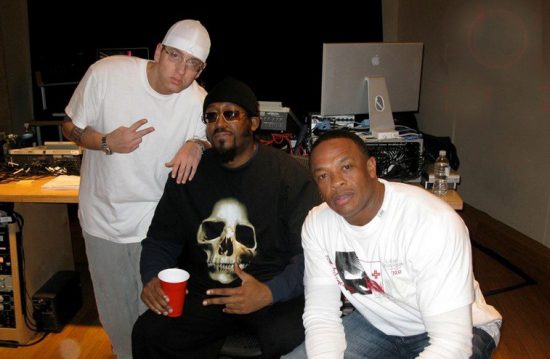 Eminem может провести встречу с продюсером Mark Batson