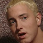 17 декабря 1999 года во время своего визита в Европу, Slim Shady в качестве гостя посетил передачу TRACKS и дал небольшое интервью