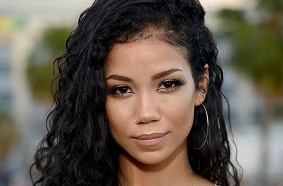 Jhene Aiko: «Я слушала в шестом классе»