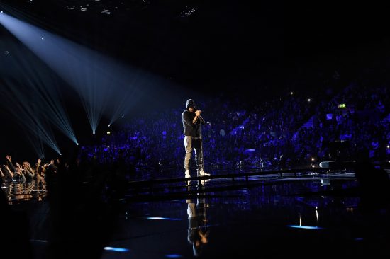 LONDON, ENGLAND - NOVEMBER 12:  Eminem performs on stage during the MTV EMAs 2017 held at The SSE Arena, Wembley on November 12, 2017 in London, England.  (Photo by Kevin Mazur/WireImage)