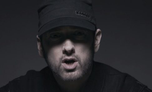 Альбом Эминема «Revival» завершил дебютную неделю на первой строчке чарта «Billboard 200»