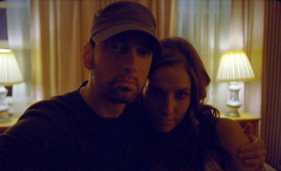 Эксклюзивное интервью «Eminem.Pro» с актрисой Sarati, сыгравшей Сюзанн в клипе «River» Эминема и Эда Ширана