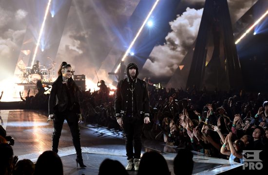 INGLEWOOD, CA - MARCH 11: Kehlani (L) and Eminem perform onstage during the 2018 iHeartRadio Music Awards which broadcasted live on TBS, TNT, and truTV at The Forum on March 11, 2018 in Inglewood, California. (Photo by Kevin Winter/Getty Images for iHeartMedia)