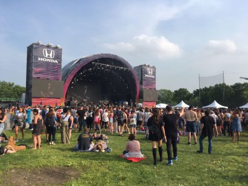 Наши коллеги уже посетили первый день фестиваля The Governors Ball. Публикуем несколько фотографий