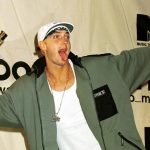 Eminem принимает поздравления в социальных сетях