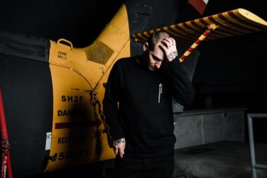 «Black on Black»: Обзор коллекции мерчендайза «Kamikaze Night Combat» от Эминема и Shady Records на Чёрную пятницу