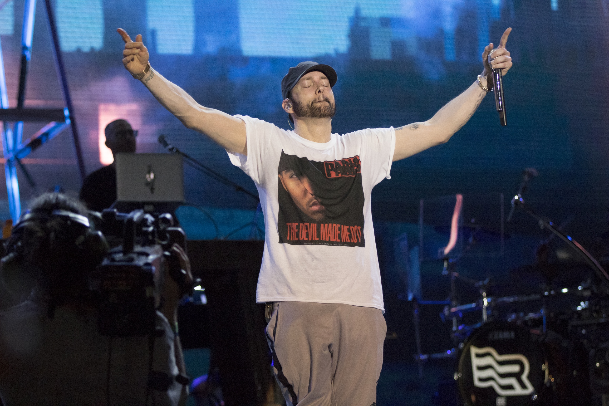 Eminem попал в «Топ-10 худших песен 2018 года»