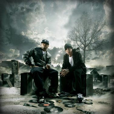 Bad Meets Evil. 2001 год. Фотосессия Эминема и Royce 5'9 для обложки и буклета их мини альбома «Hell: The Sequel». ???? Фото by Danny Hastings