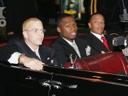 Эминем, 50 Cent и Dr. Dre на «Shady National Convention» перед запуском Shade 45, новой спутниковой радиостанции в «Roseland Ballroom», 28, 2004 октября, Нью-Йорк. (Фото — Франк Миселотта)