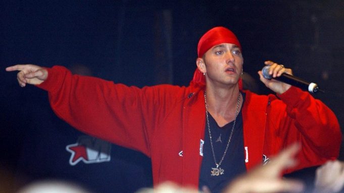 Эминем выступает в Лондоне