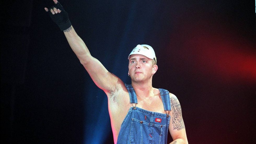 "Американский психопат": рецензия на "Marshall Mathers LP" Эминема от Spin