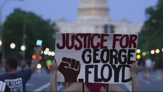 Объединенное хип-хоп сообщество требует справедливости для Джорджа Флойда